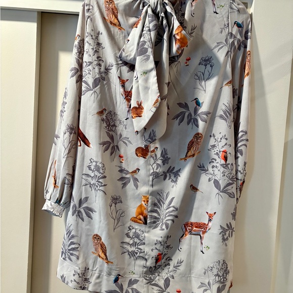 NWOT Custom Tailored Animal Print Blouse with Gray and Orange Accents - Picture 9 of 10